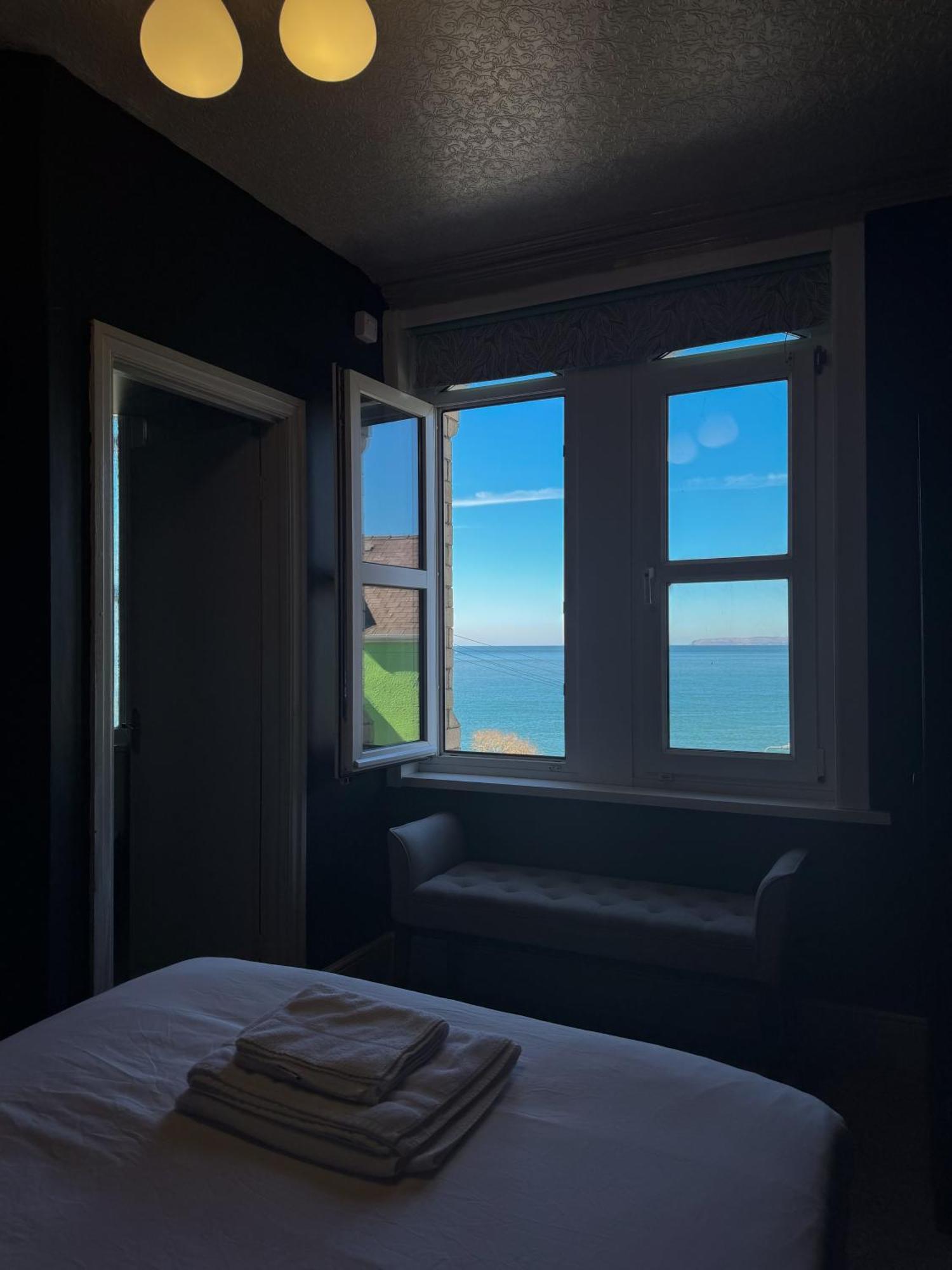 Nomi Rooms & Restaurant Бангор Экстерьер фото