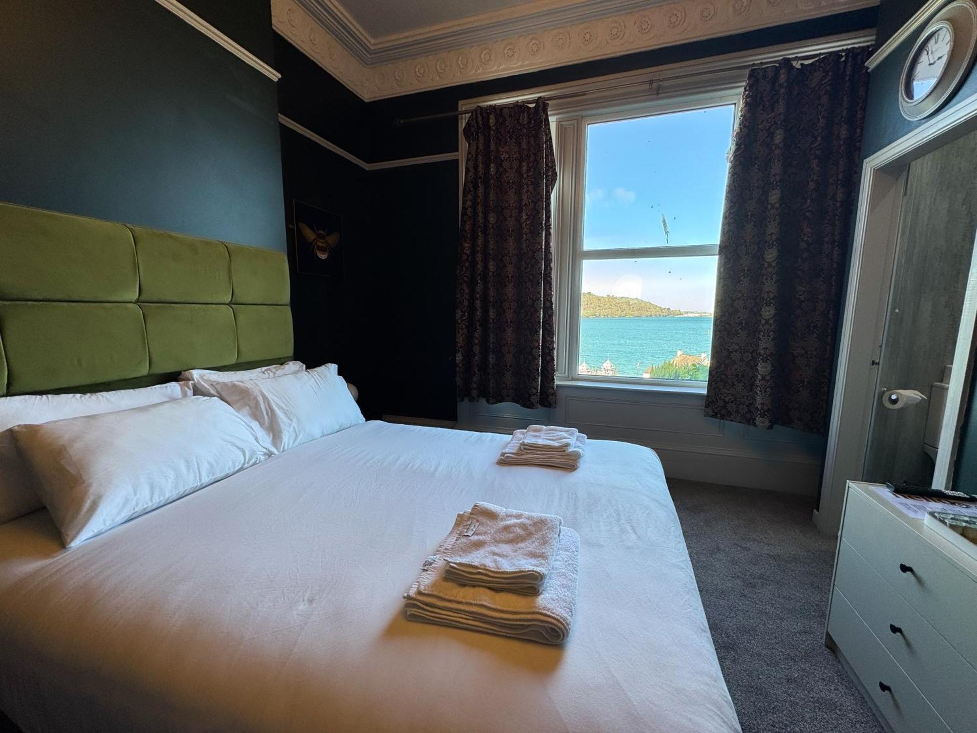 Nomi Rooms & Restaurant Бангор Экстерьер фото