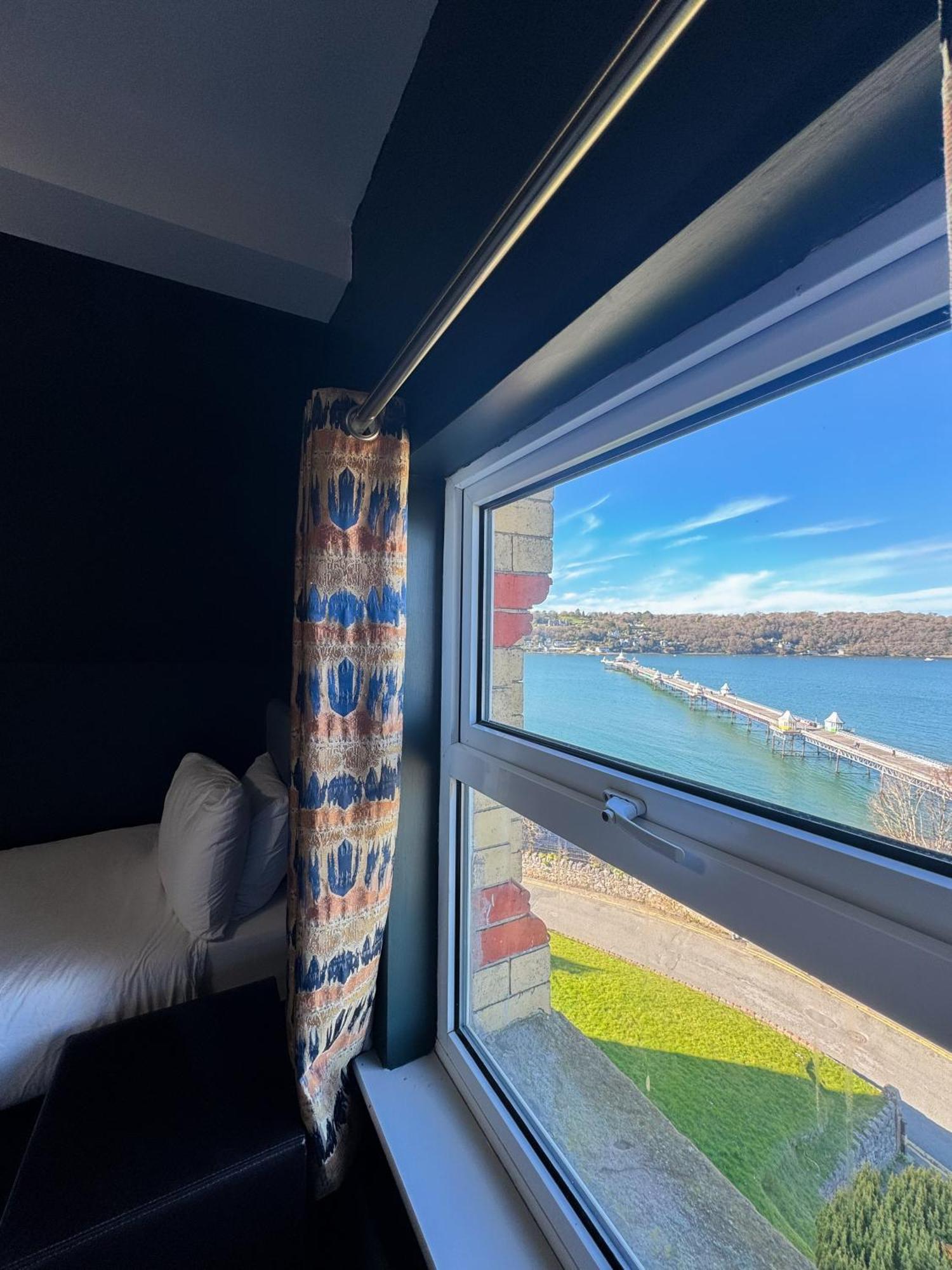Nomi Rooms & Restaurant Бангор Экстерьер фото